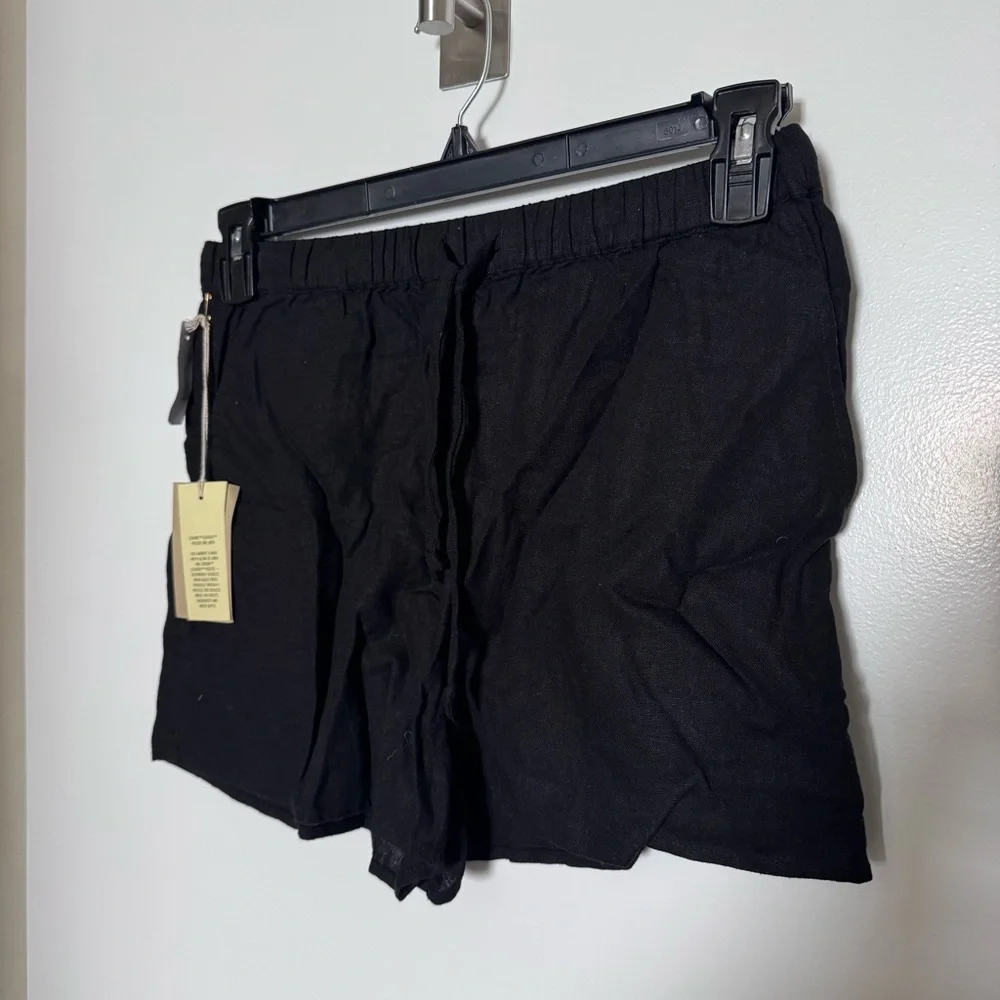 Aritzia Sail Linen Shorts 3” NWT - Picture 3 of 6